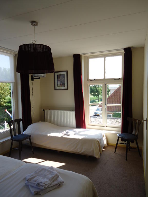 Hotel "De Steenen Man" Zurich 部屋 写真